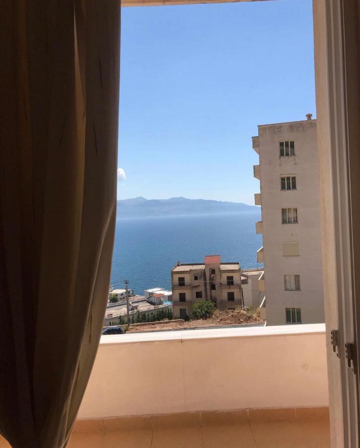 White Panorama Apartment Sarandë Eksteriør billede